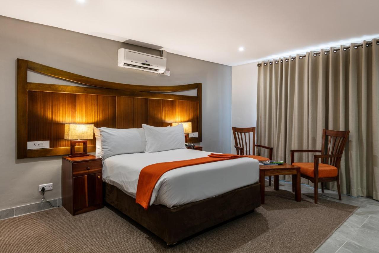 Hotel Cresta Jwaneng Exteriér fotografie